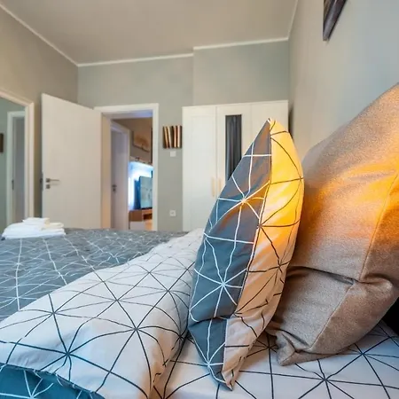 Apartament The Urban Pulse Stylish Flat