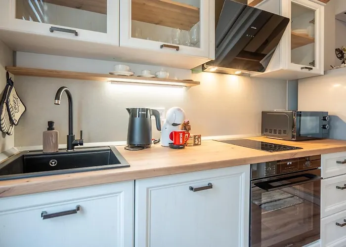 The Urban Pulse Stylish Flat * Sofia